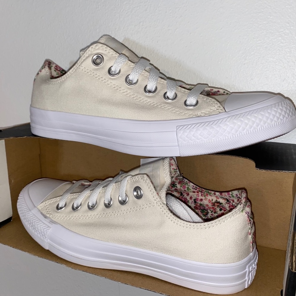 Converse Classic